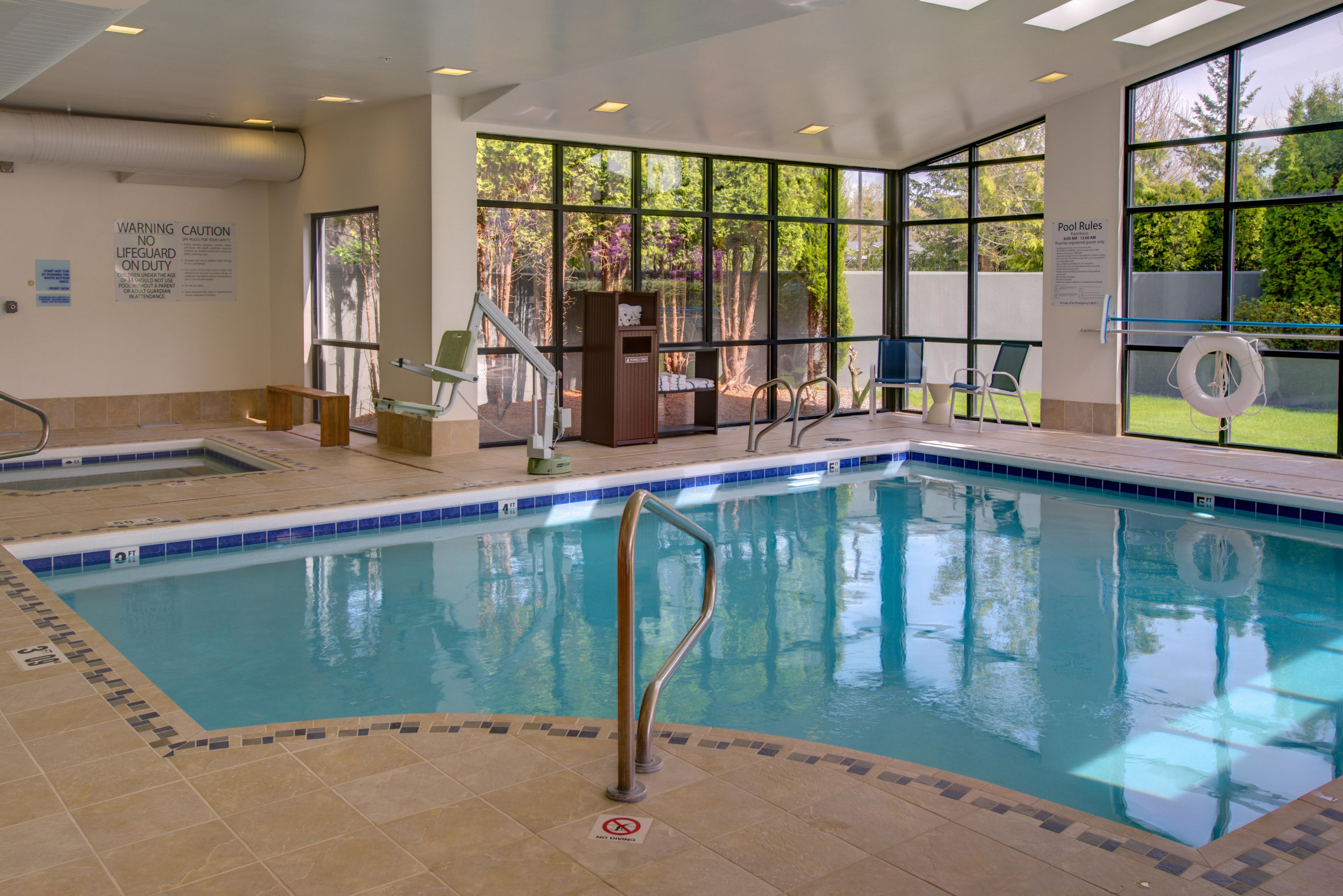 Holiday Inn Express Bellingham By Ihg Екстериор снимка